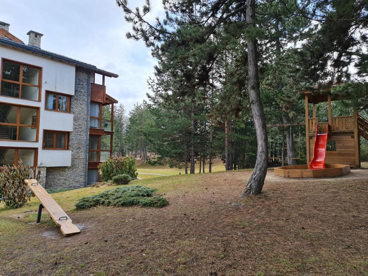 Pirin Golf Apartment Home With Private Garden Bansko Exterior foto