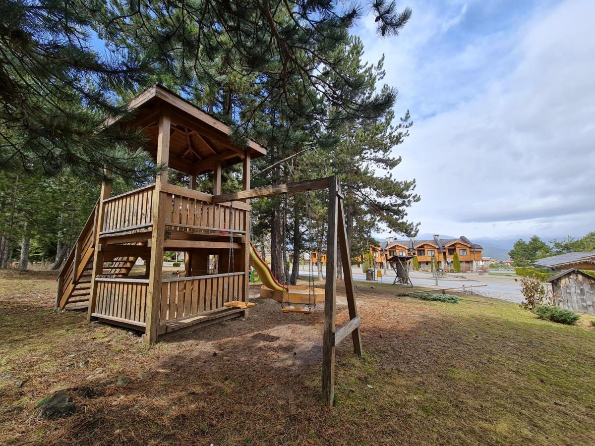 Pirin Golf Apartment Home With Private Garden Bansko Exterior foto